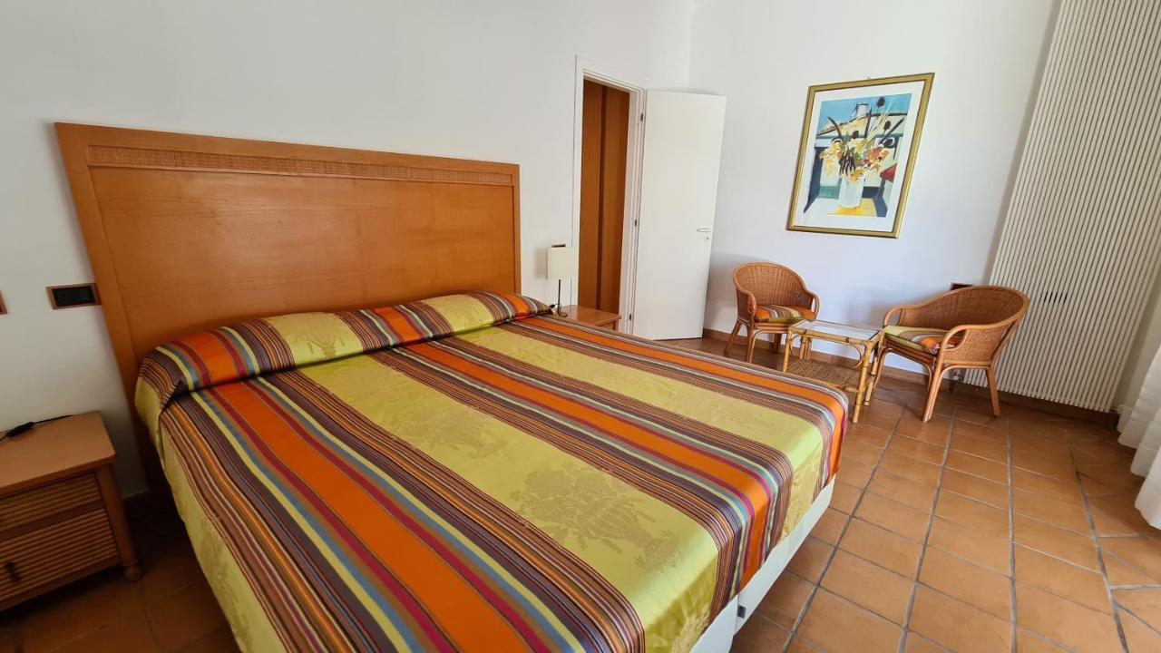 Villa Maritalia Peschici Bagian luar foto